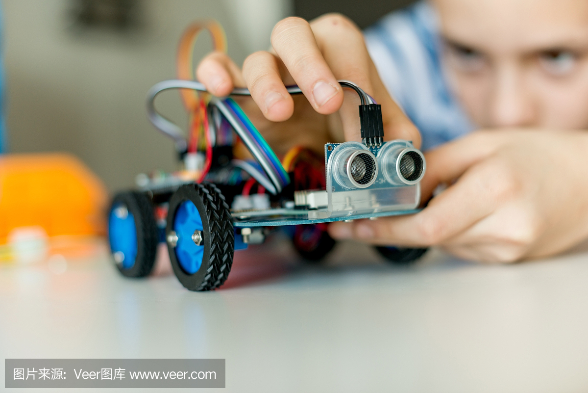 手工制作汽車模型,電子建筑